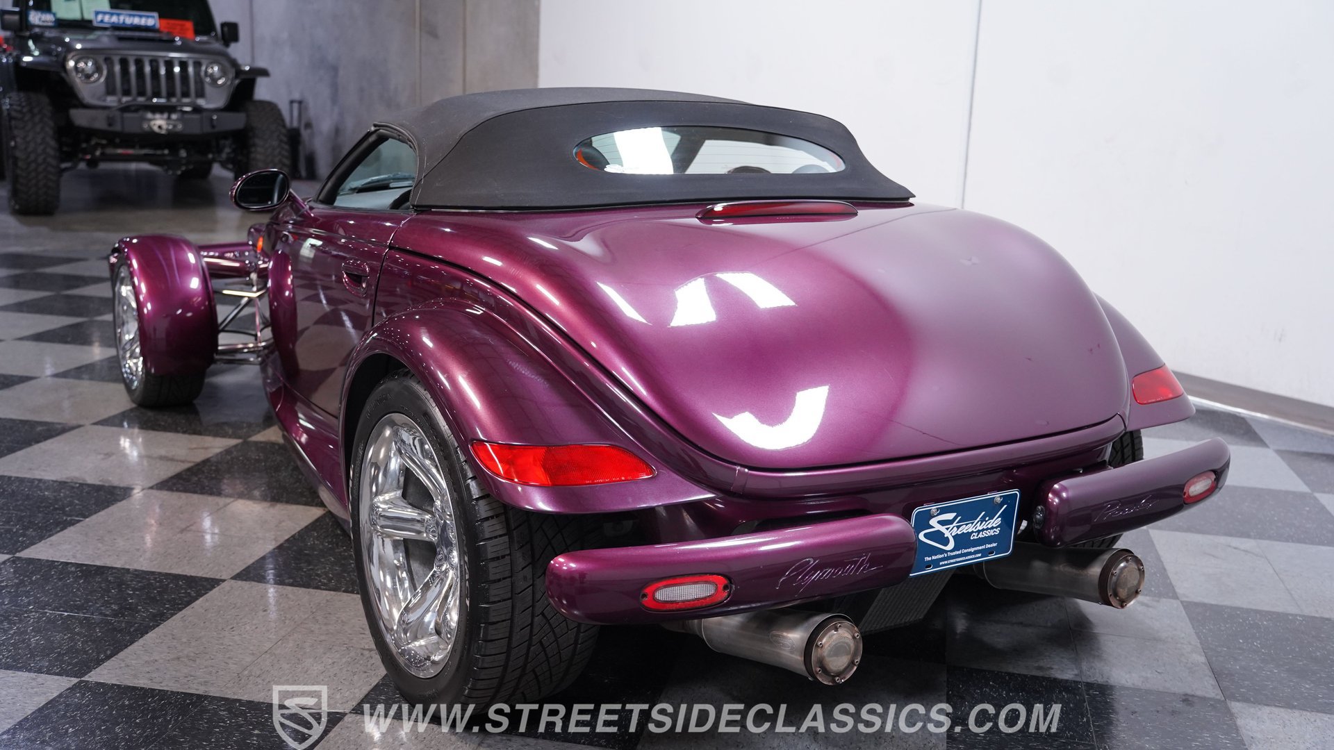 Used 1999 Plymouth Prowler RWD image 9