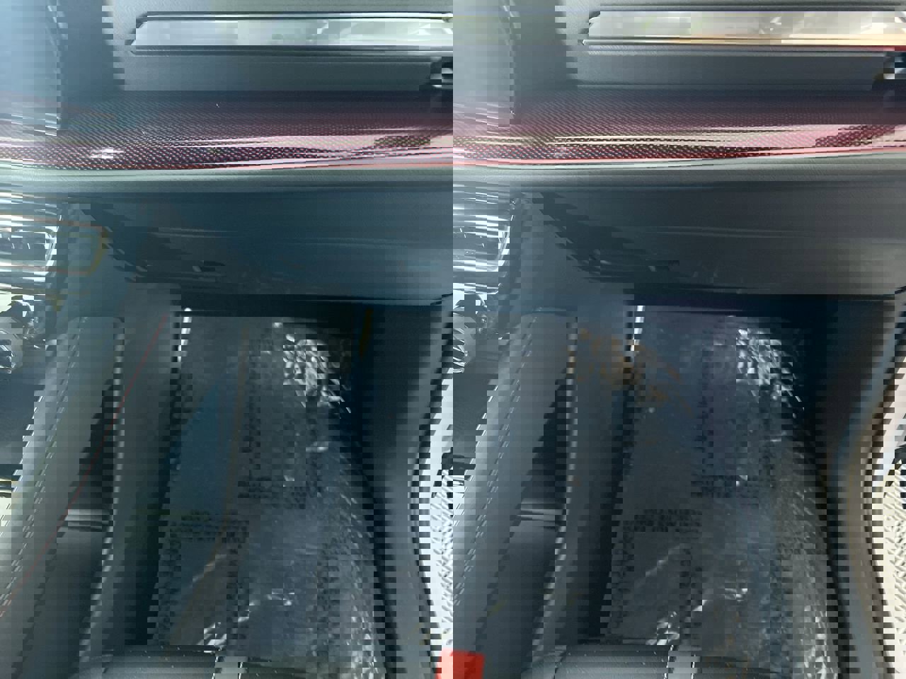 Used 2024 Chevrolet Traverse RS w/ LPO, Floor Liner Package image 32