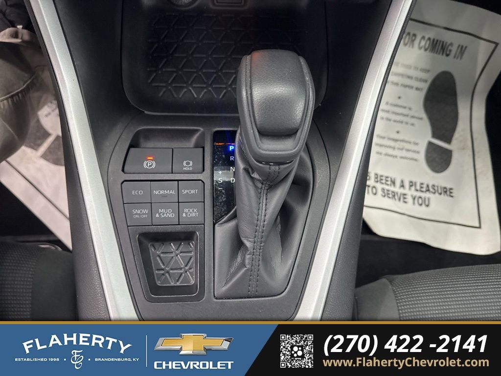 Used 2024 Toyota RAV4 LE image 26