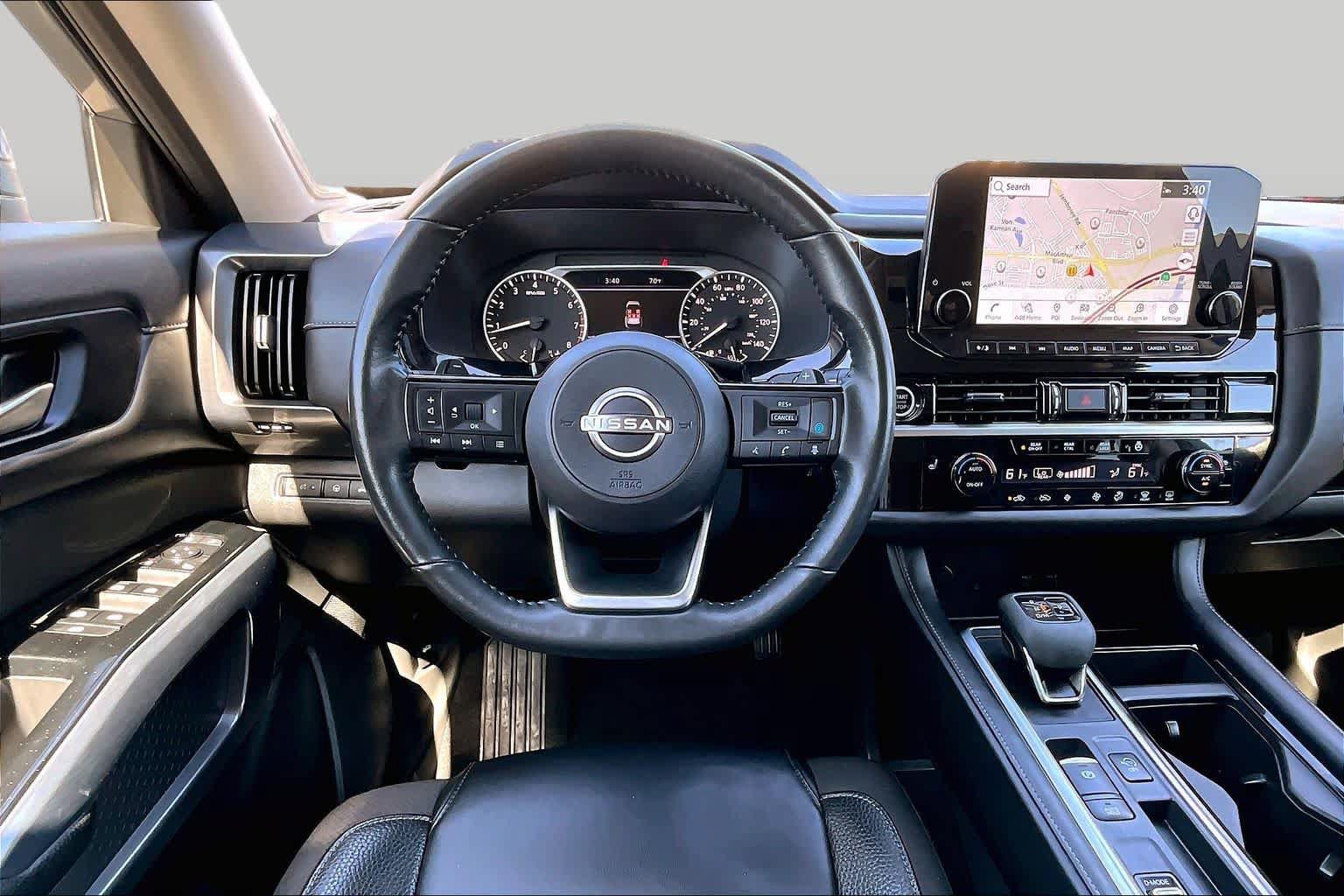 Used 2022 Nissan Pathfinder SL w/ SL Premium Package FWD image 5
