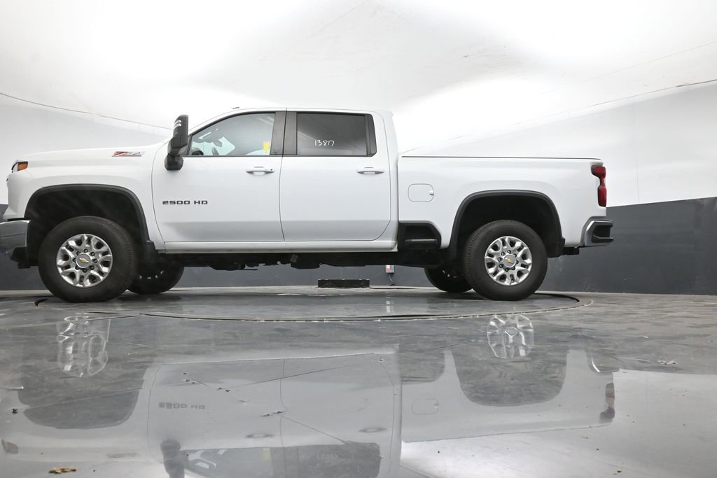 Used 2024 Chevrolet Silverado 2500 LT image 35