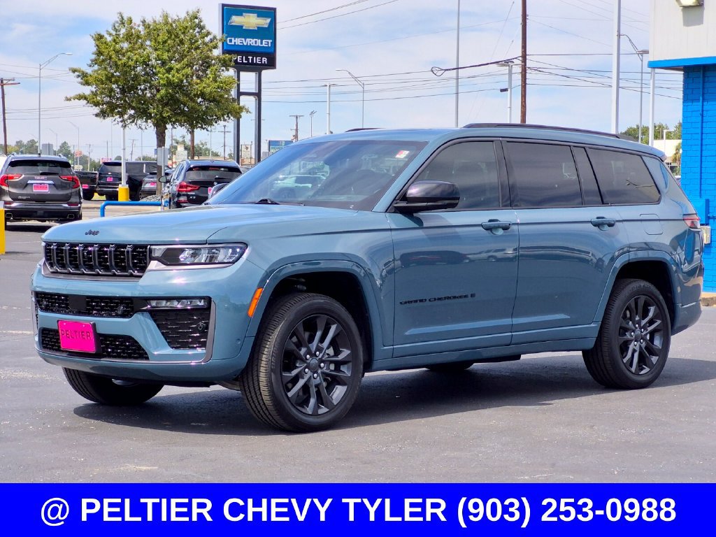 Used 2026 Jeep Grand Cherokee L Limited AWD/4WD image 3