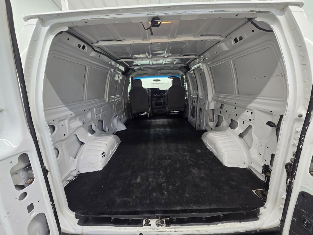 Used 2011 Ford E-150 and Econoline 150 w/ PWR Group image 10