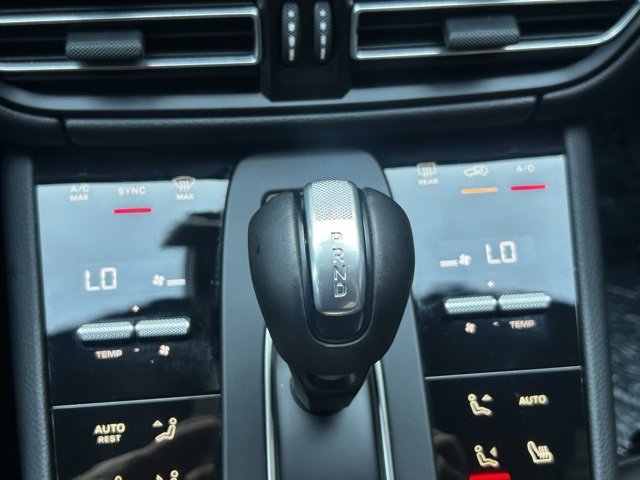 Certified 2025 Porsche Macan image 36