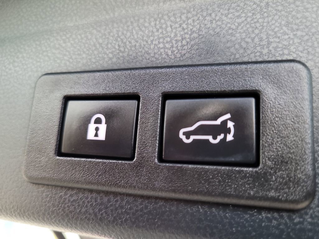 Used 2021 Subaru Ascent Touring AWD/4WD image 11