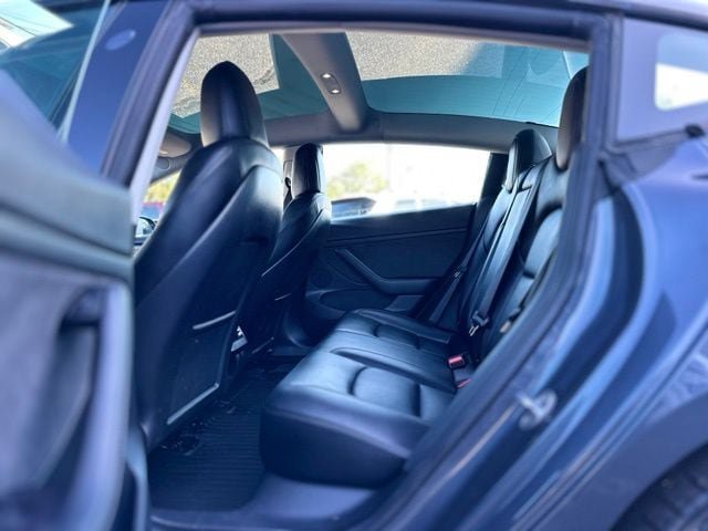 Used 2023 Tesla Model 3 Performance AWD/4WD image 17