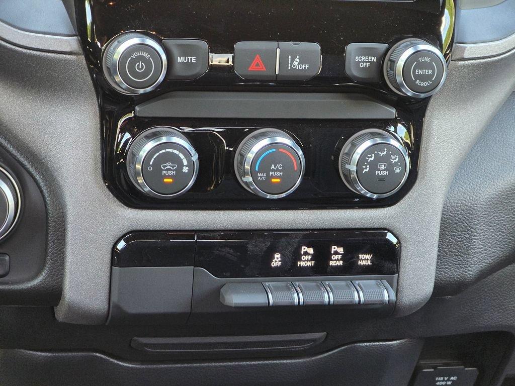 New 2026 RAM 1500 Warlock AWD/4WD image 29