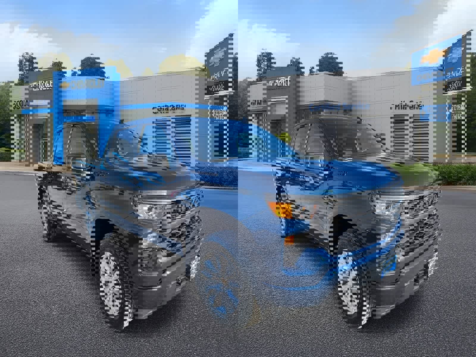 Used 2022 Chevrolet Silverado 1500 Custom w/ LPO, Dark Essentials Package image 2