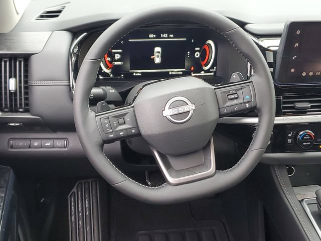 New 2026 Nissan Pathfinder Platinum AWD/4WD image 15