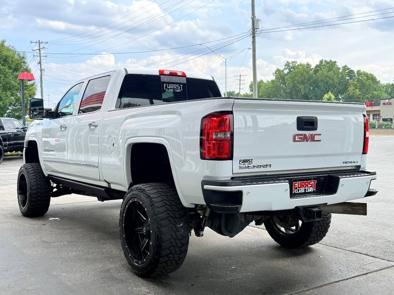 Used 2015 GMC Sierra 2500 Denali w/ Duramax Plus Package AWD/4WD image 5