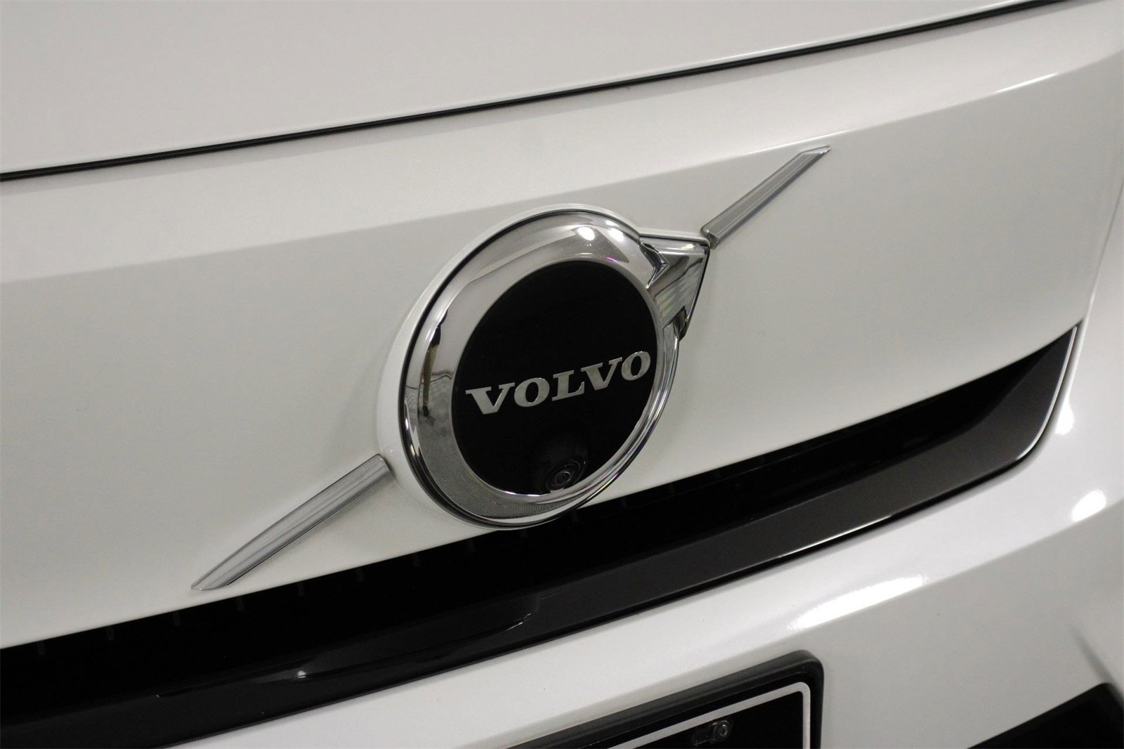 Certified 2023 Volvo XC40 Recharge Ultimate image 25