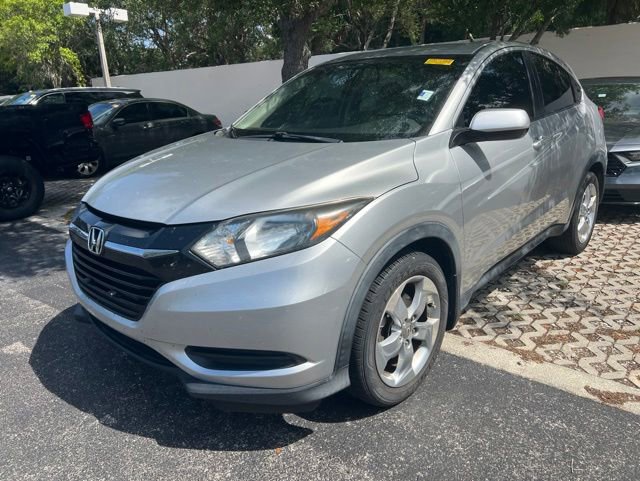 Used 2016 Honda HR-V LX image 3