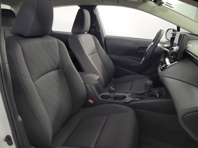 Used 2025 Toyota Corolla LE FWD image 15