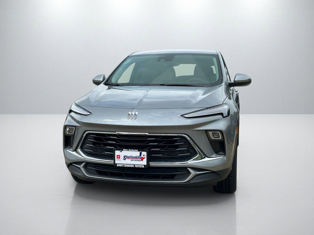 Used 2025 Buick Encore GX Preferred FWD image 2