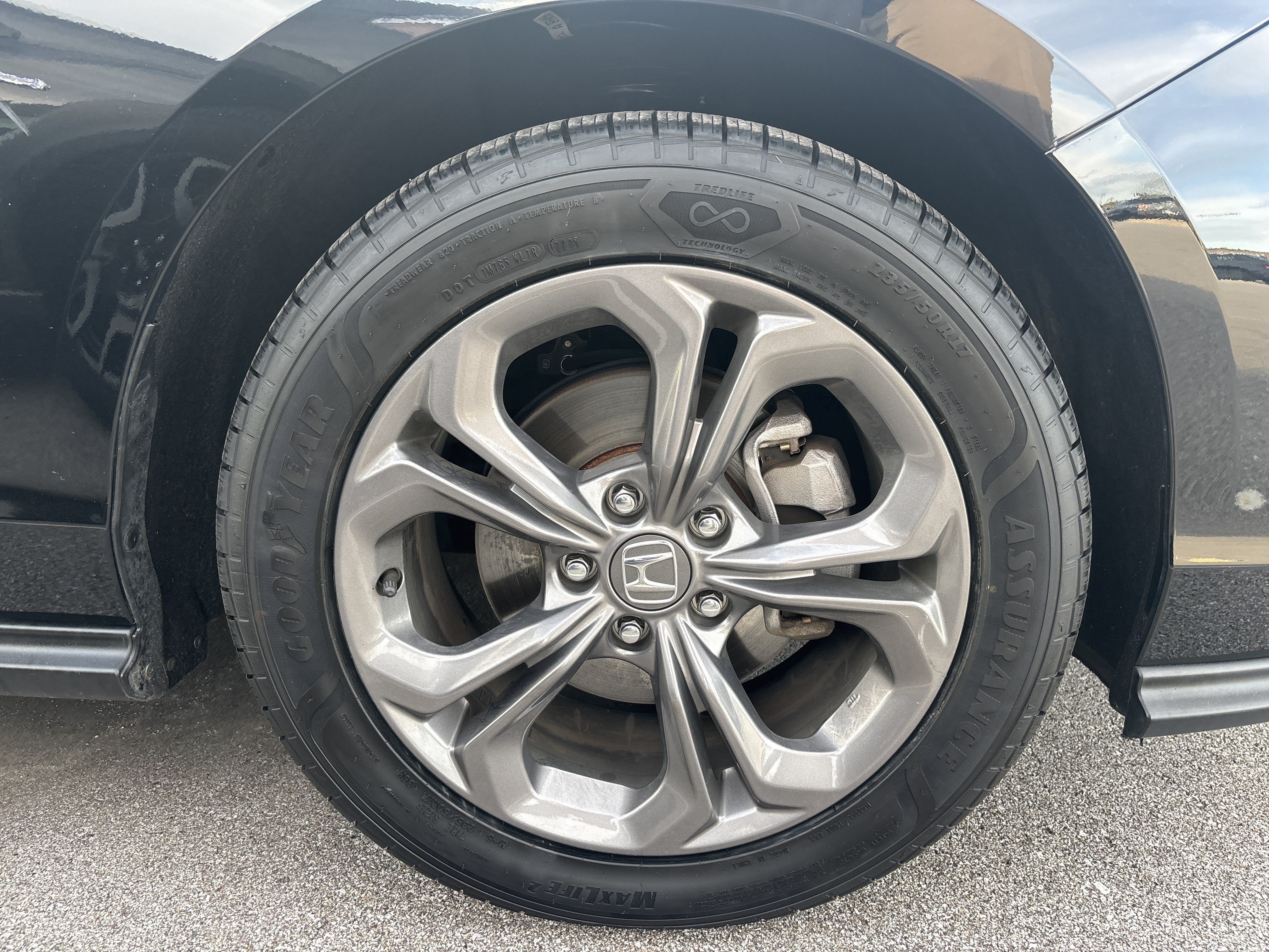 Certified 2024 Honda Accord EX image 9