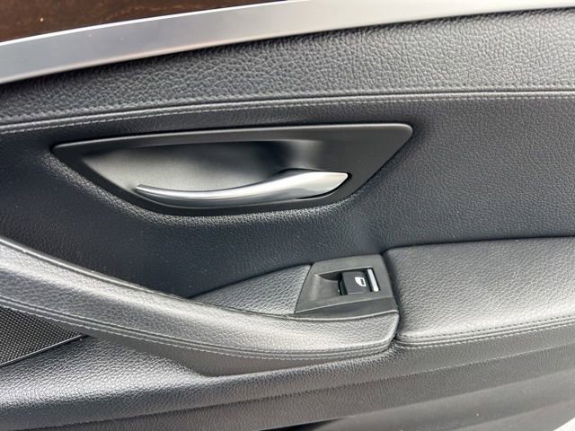 Used 2015 BMW 535i xDrive Sedan AWD/4WD image 35