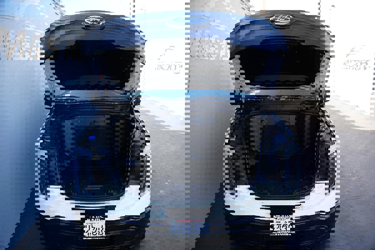 Used 2022 Ford F150 Lightning Pro image 24