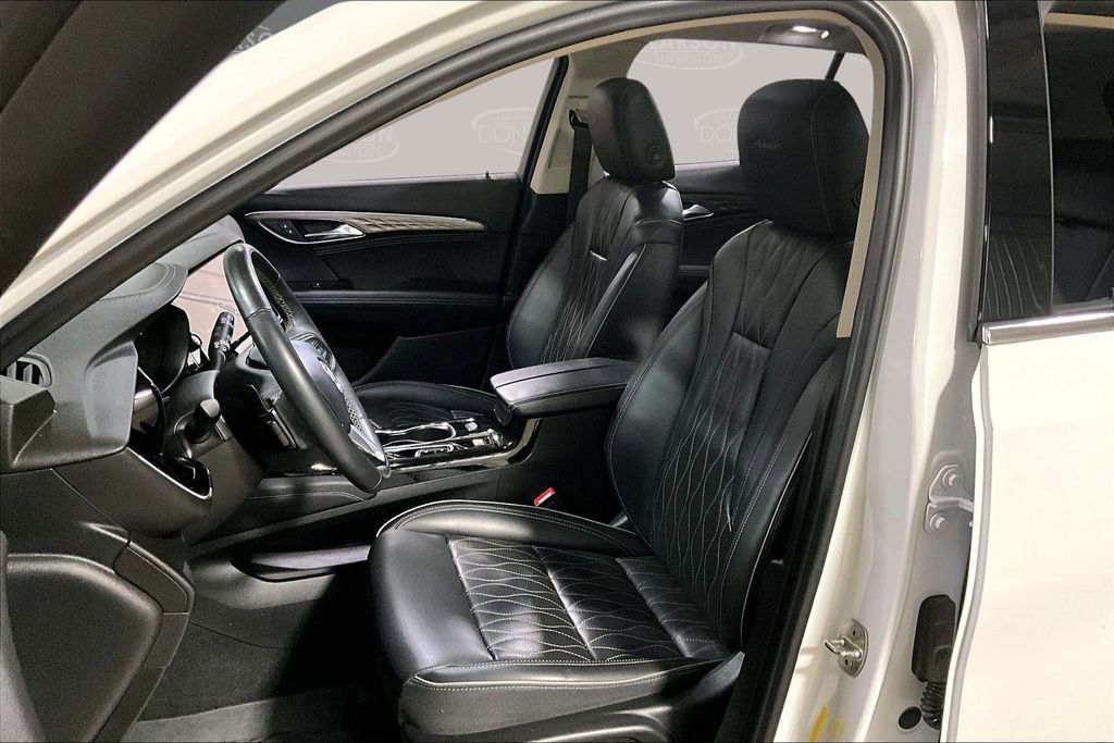 Used 2022 Buick Envision Avenir w/ Premium Seat Package image 13
