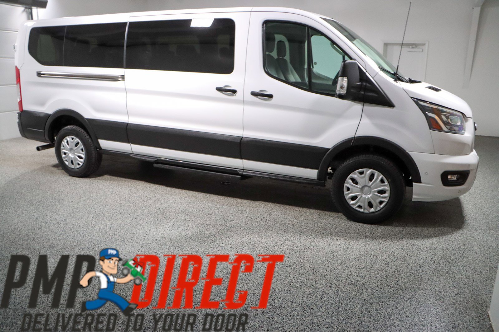 Used 2023 Ford Transit 350 XLT image 6