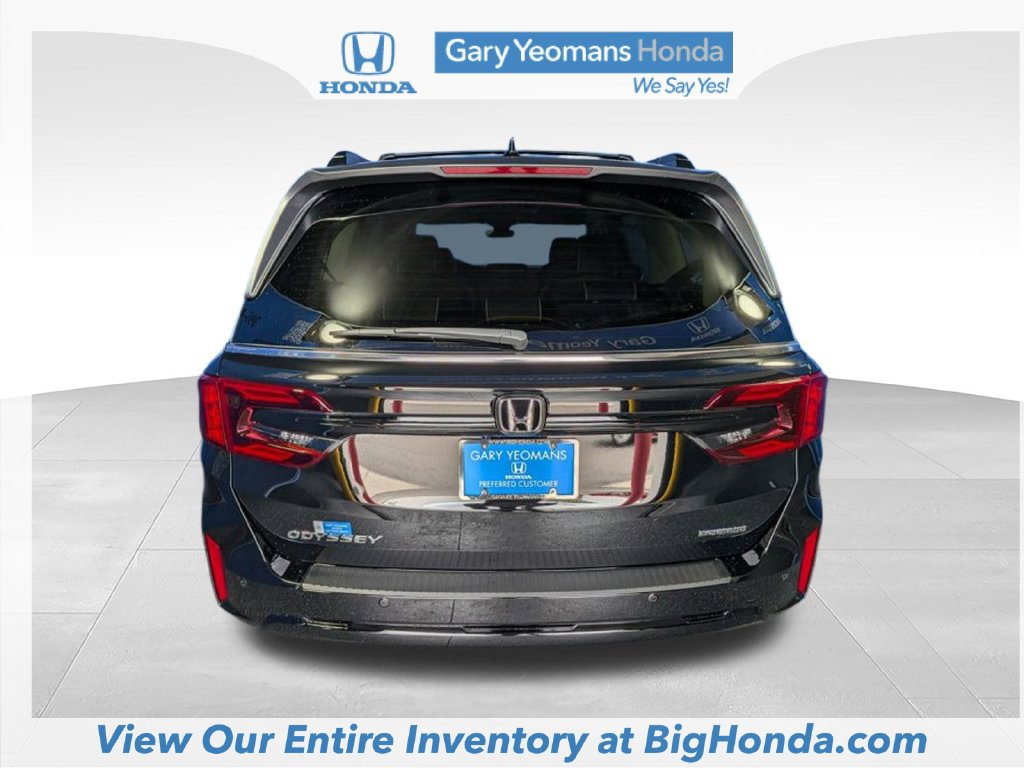 New 2027 Honda Odyssey Touring image 7