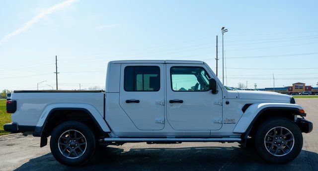 Used 2021 Jeep Gladiator Overland w/ Uconnect 4C Nav & Sound Group AWD/4WD image 5