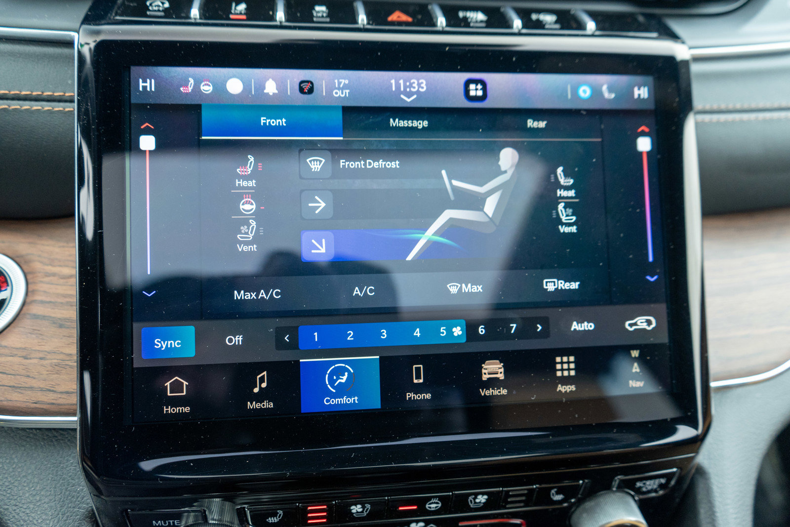 Used 2024 Jeep Grand Cherokee Summit w/ Adv Protech Group IV image 20