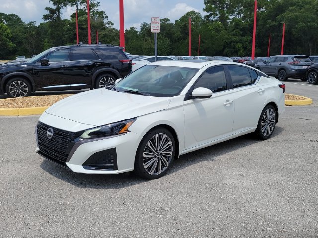 New 2026 Nissan Altima 2.5 SV w/ SV Premium Package FWD image 5