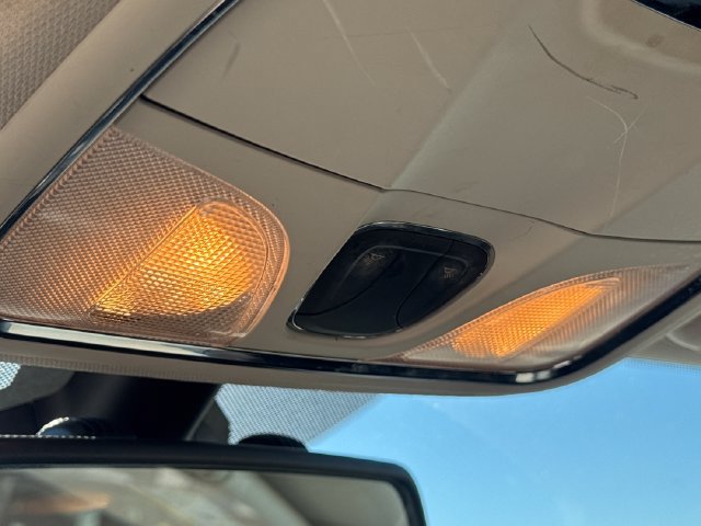 Used 2014 Jeep Cherokee Sport FWD image 32