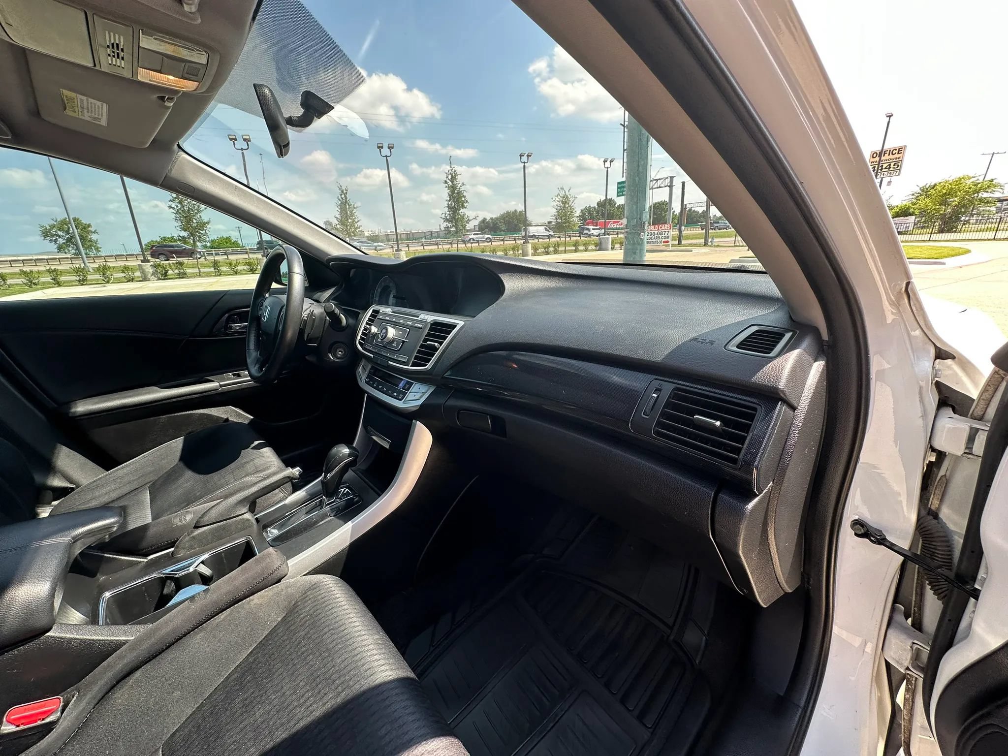 Used 2015 Honda Accord Sport image 19