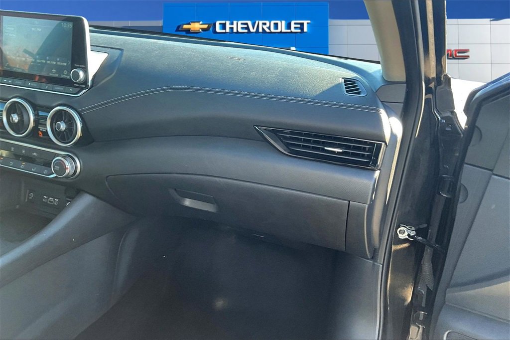 Used 2024 Nissan Sentra SV image 26