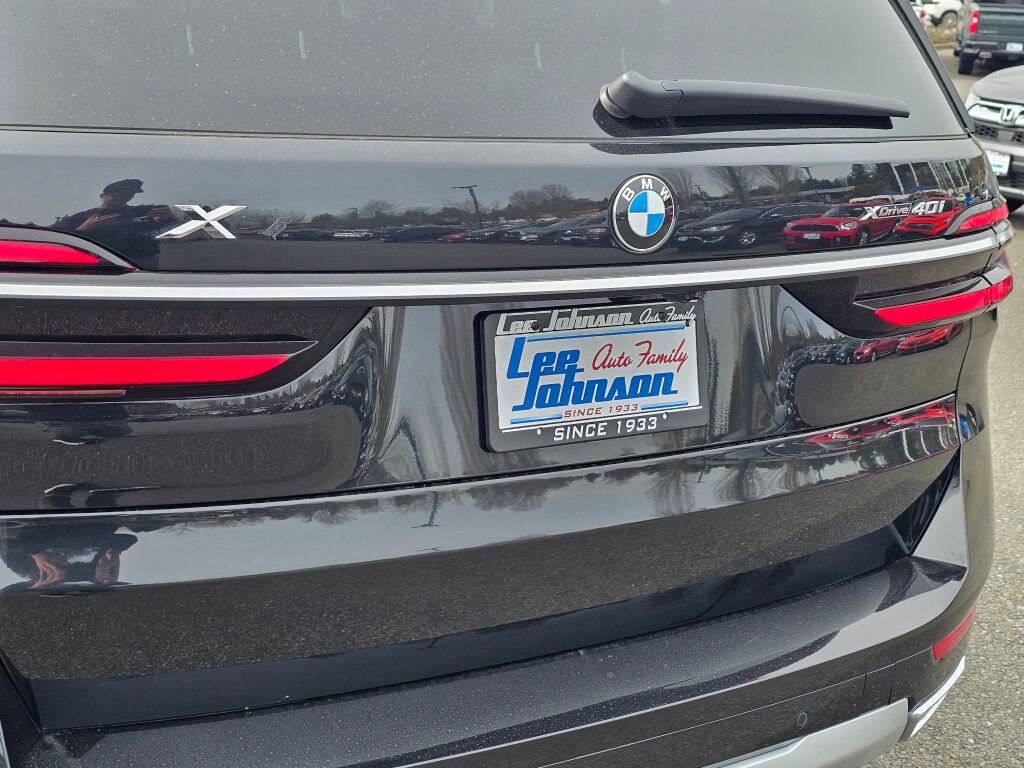 Used 2026 BMW X7 xDrive40i image 26