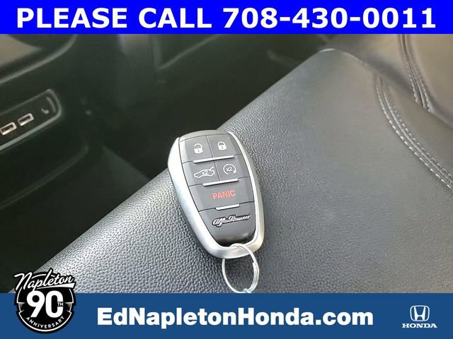 Used 2022 Alfa Romeo Stelvio Veloce image 30