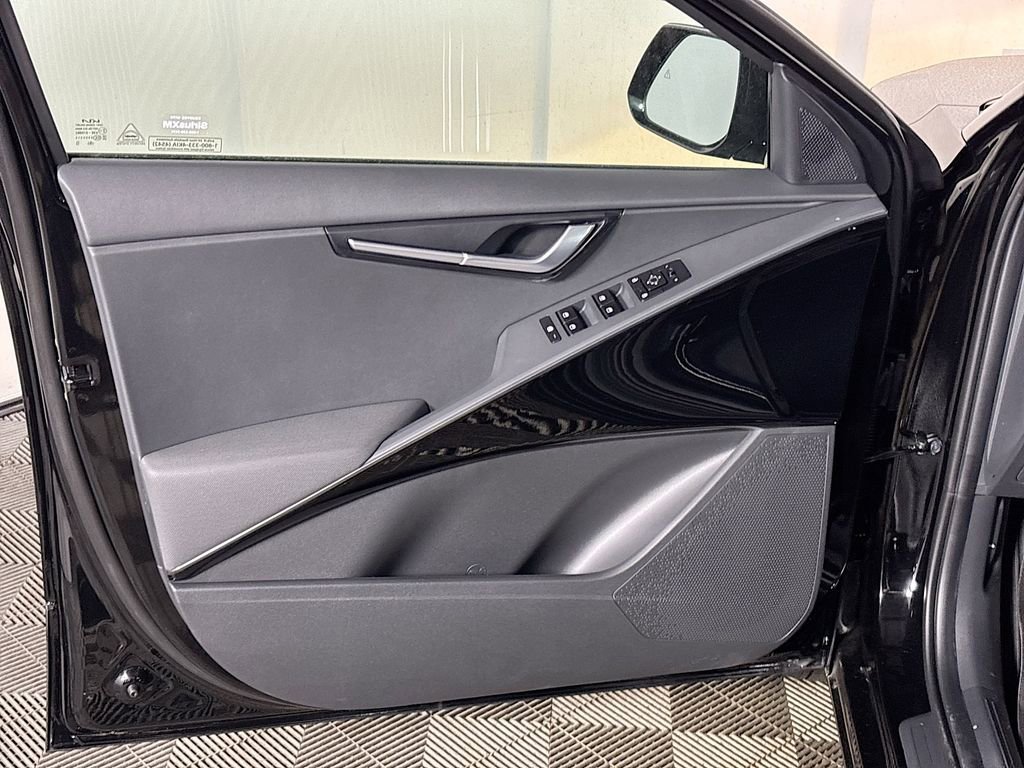 New 2026 Kia Niro Wind FWD image 10