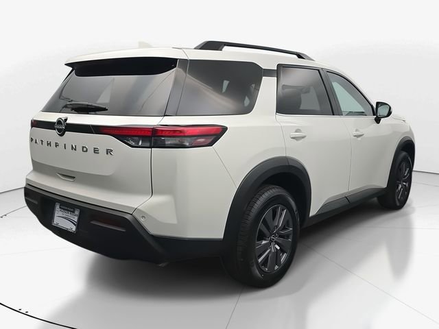 Used 2025 Nissan Pathfinder SV image 10