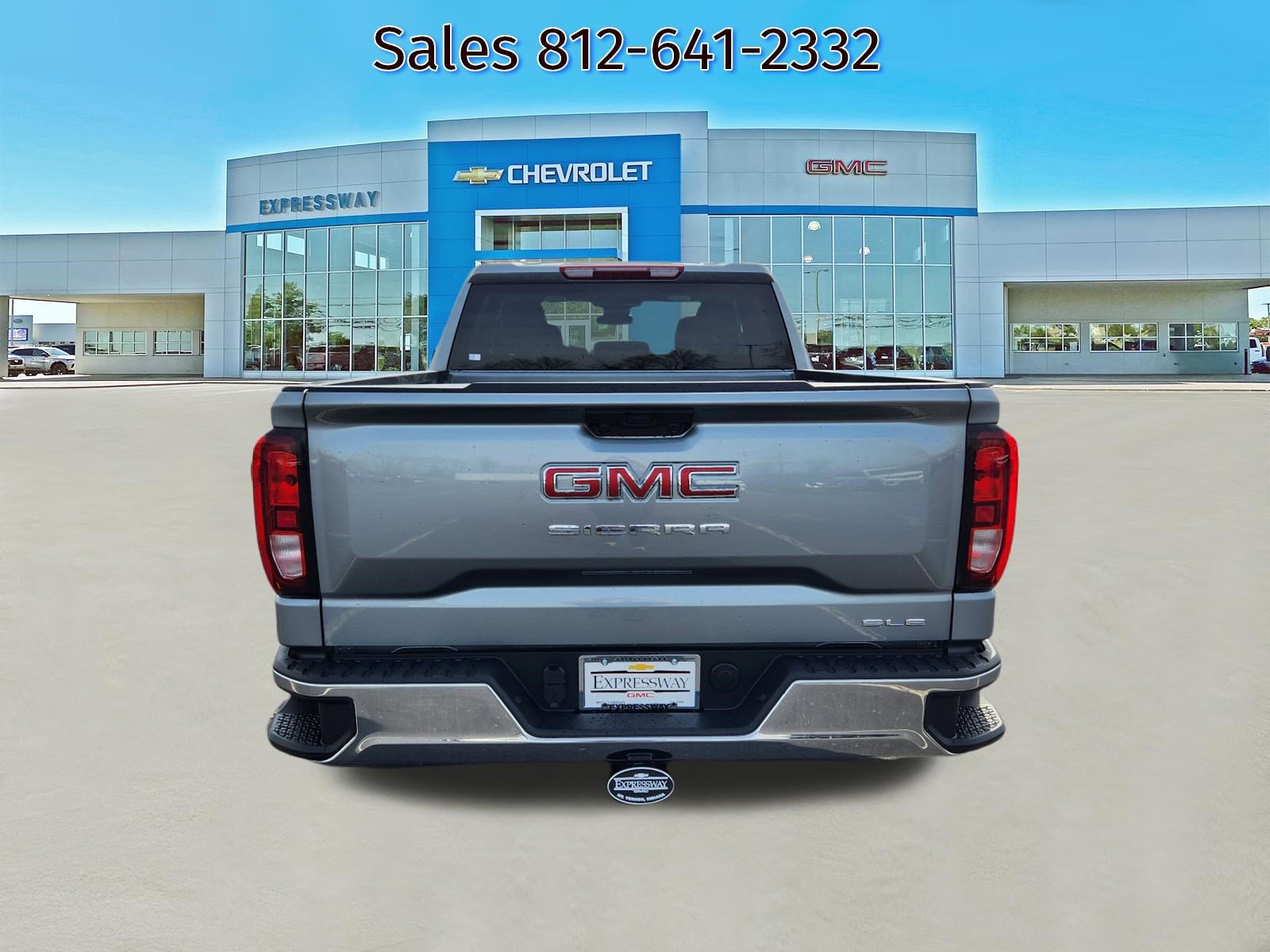 New 2026 GMC Sierra 1500 SLE image 4