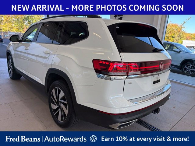 Used 2024 Volkswagen Atlas SE AWD/4WD image 4