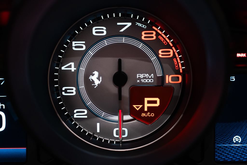 Certified 2023 Ferrari F8 Tributo RWD image 32