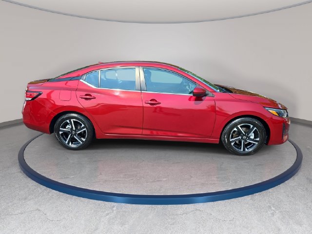Used 2025 Nissan Sentra SV FWD image 4