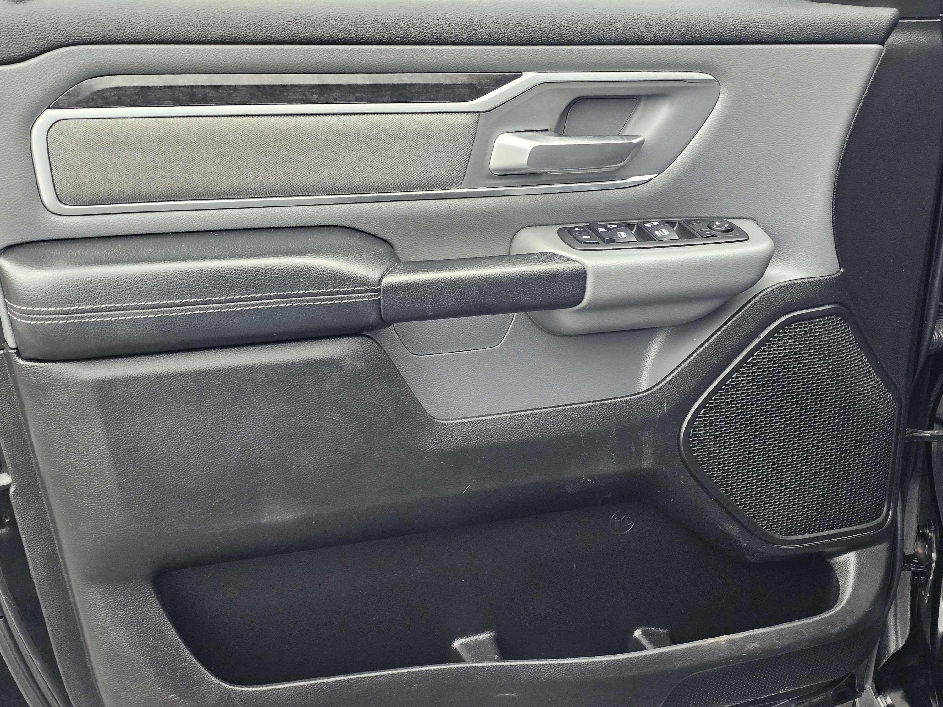 Used 2022 RAM 1500 Big Horn RWD image 15