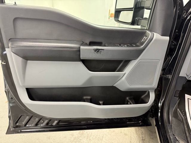 Used 2023 Ford F350 XLT image 14