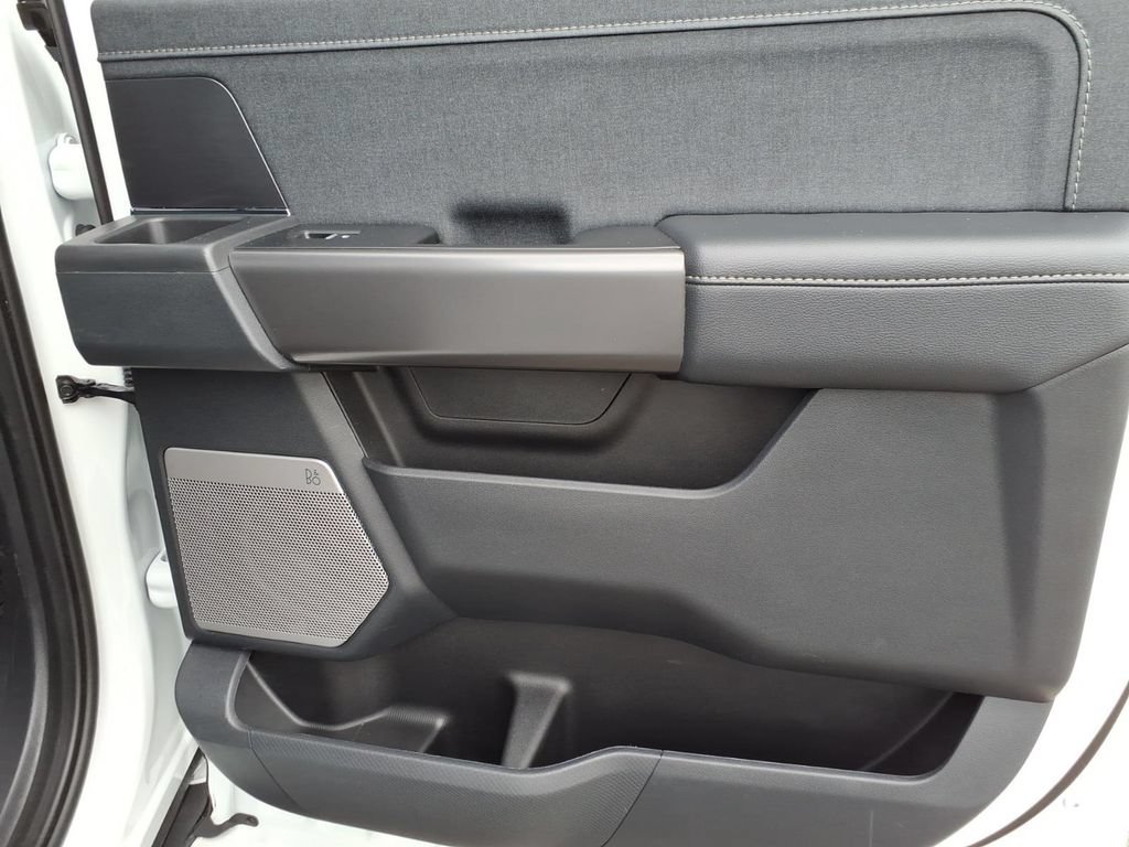 Used 2024 Ford F150 Lariat AWD/4WD image 15