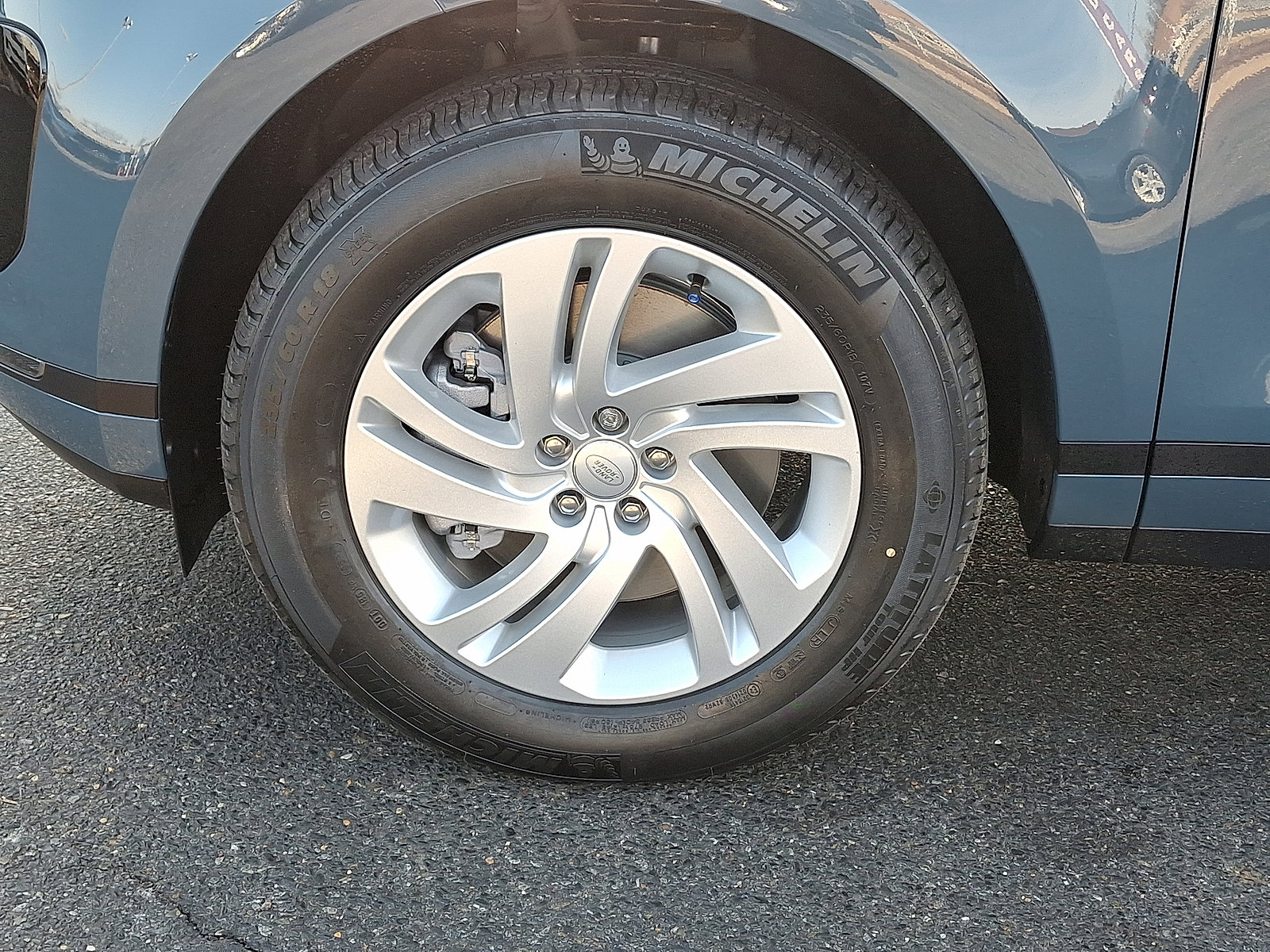 New 2026 Land Rover Range Rover Evoque S image 2