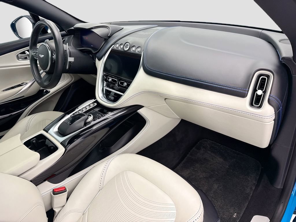 Used 2022 Aston Martin DBX image 16