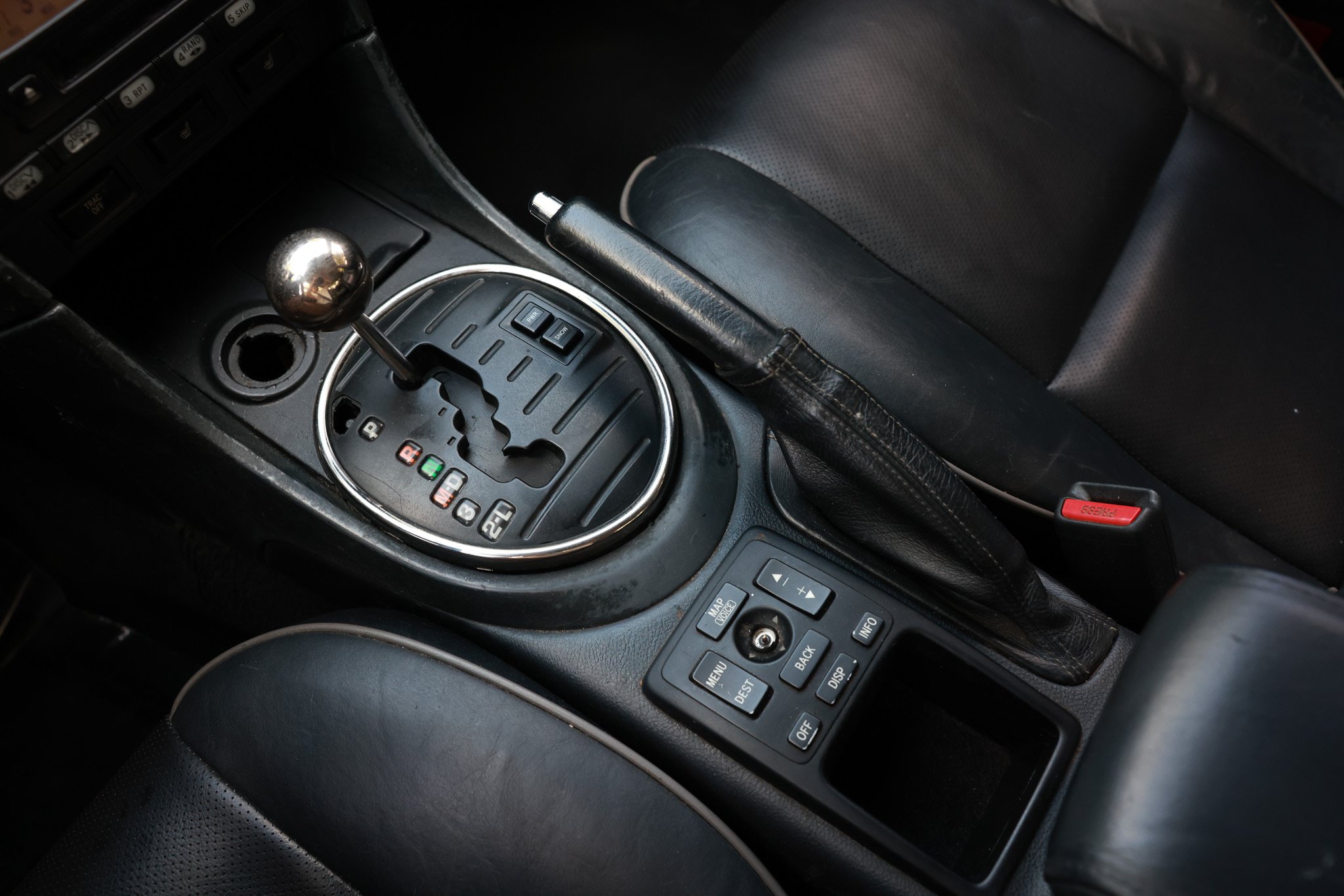 Used 2004 Lexus IS 300 RWD image 39