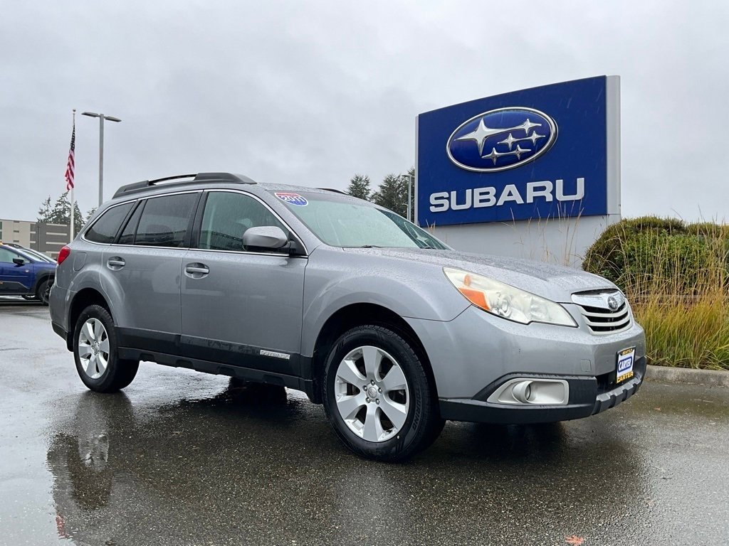 Used 2011 Subaru Outback 2.5i Premium w/ All-Weather Pkg image 2