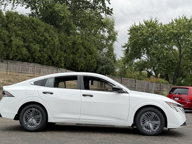 New 2027 Nissan Sentra S w/ Floor Mat Package FWD image 5
