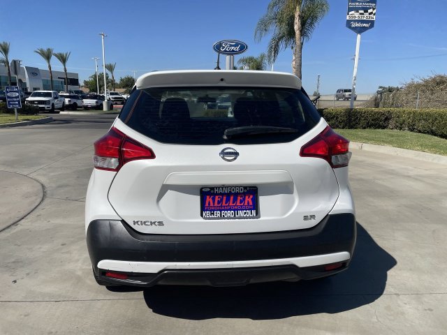 Used 2019 Nissan Kicks SR FWD image 7