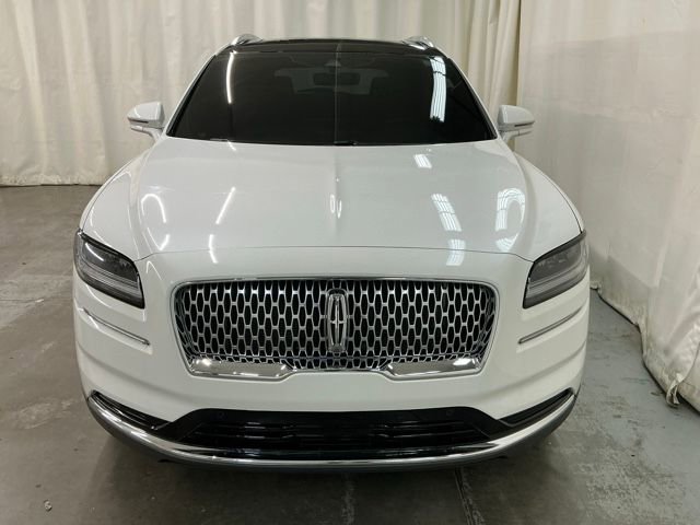 Used 2022 Lincoln Nautilus Reserve w/ Equipment Group 201A image 8