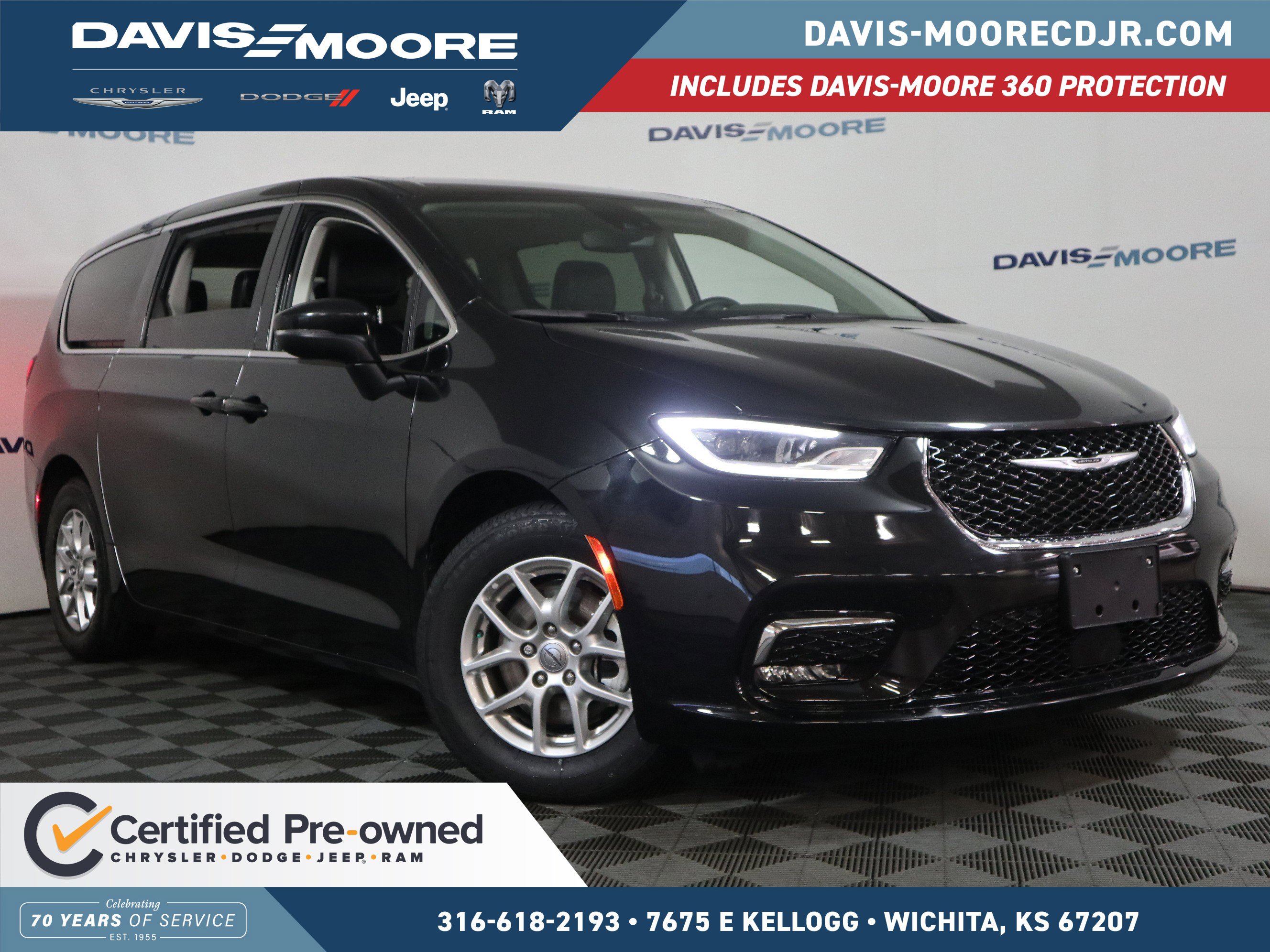 Used 2023 Chrysler Pacifica Touring-L