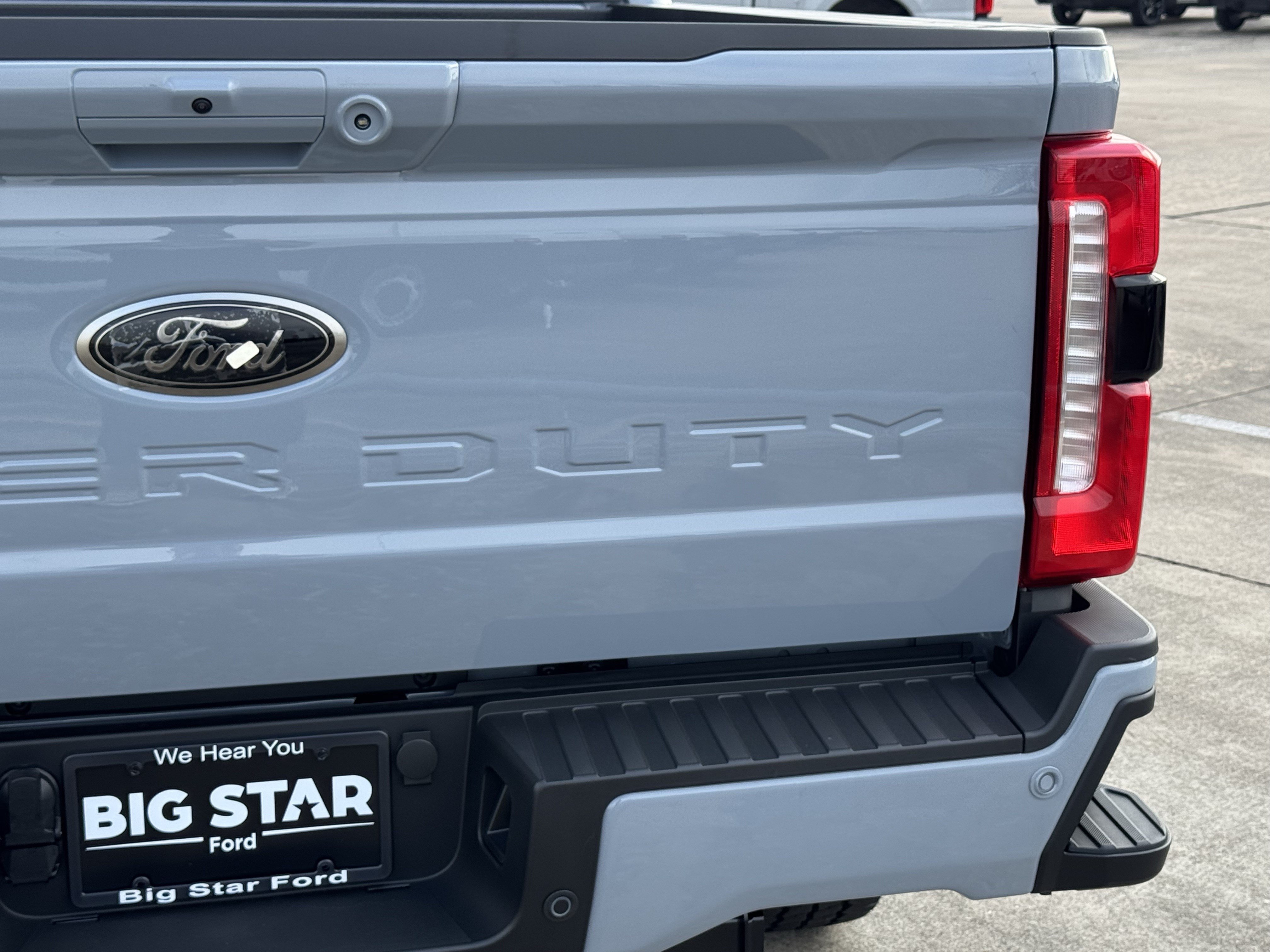 New 2026 Ford F250 Lariat w/ Black Appearance Package AWD/4WD image 10